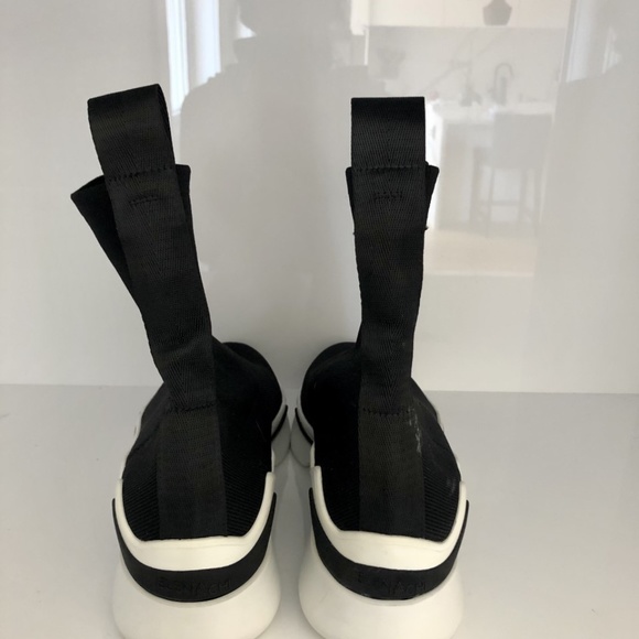 Brand-new, never worn Elena Iachi sneakers - Picture 5 of 9